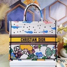 Christian Dior Shopping Bags